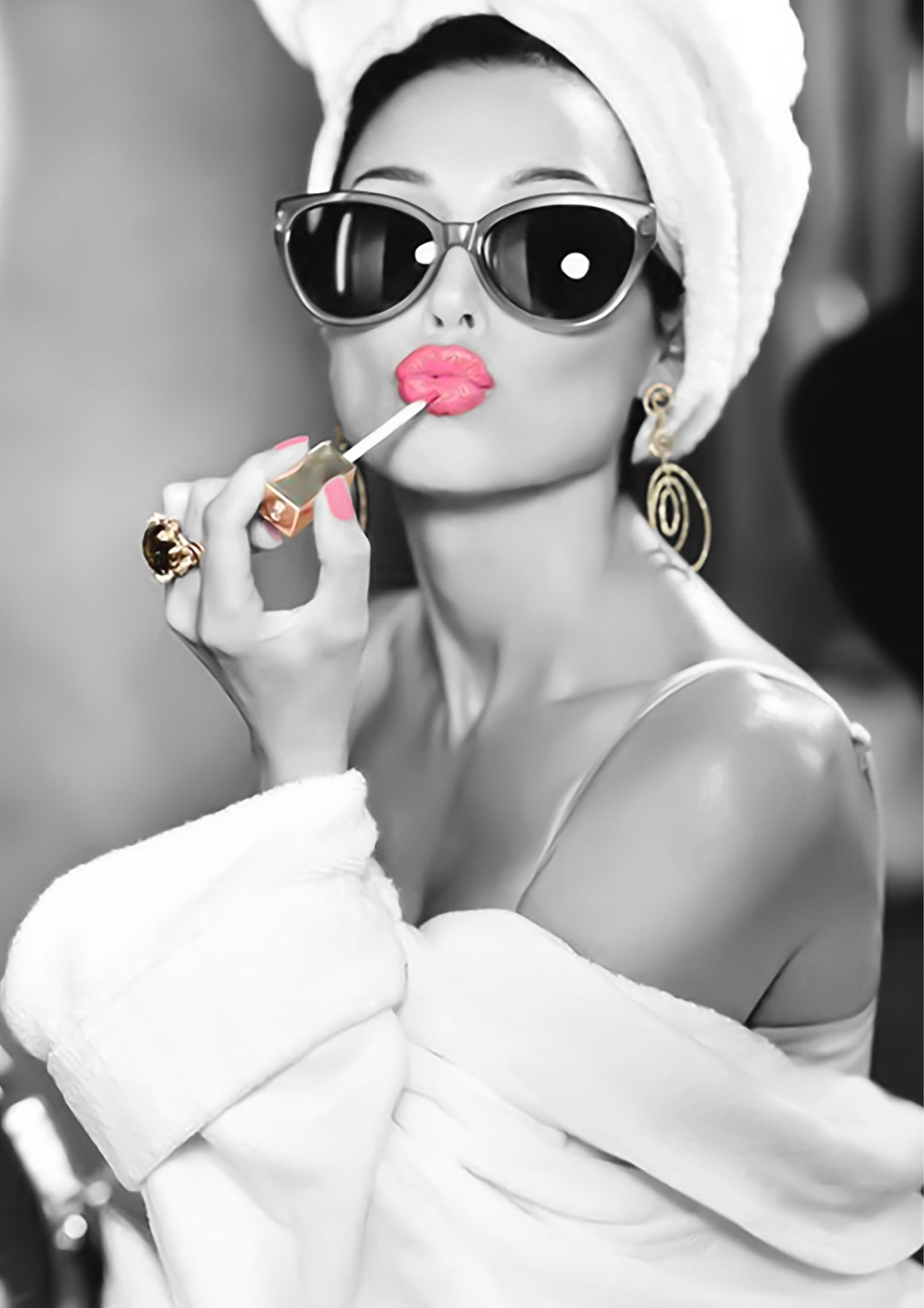 Design uden navn - 2022-11-01T144029.862 Woman pink lips plakat